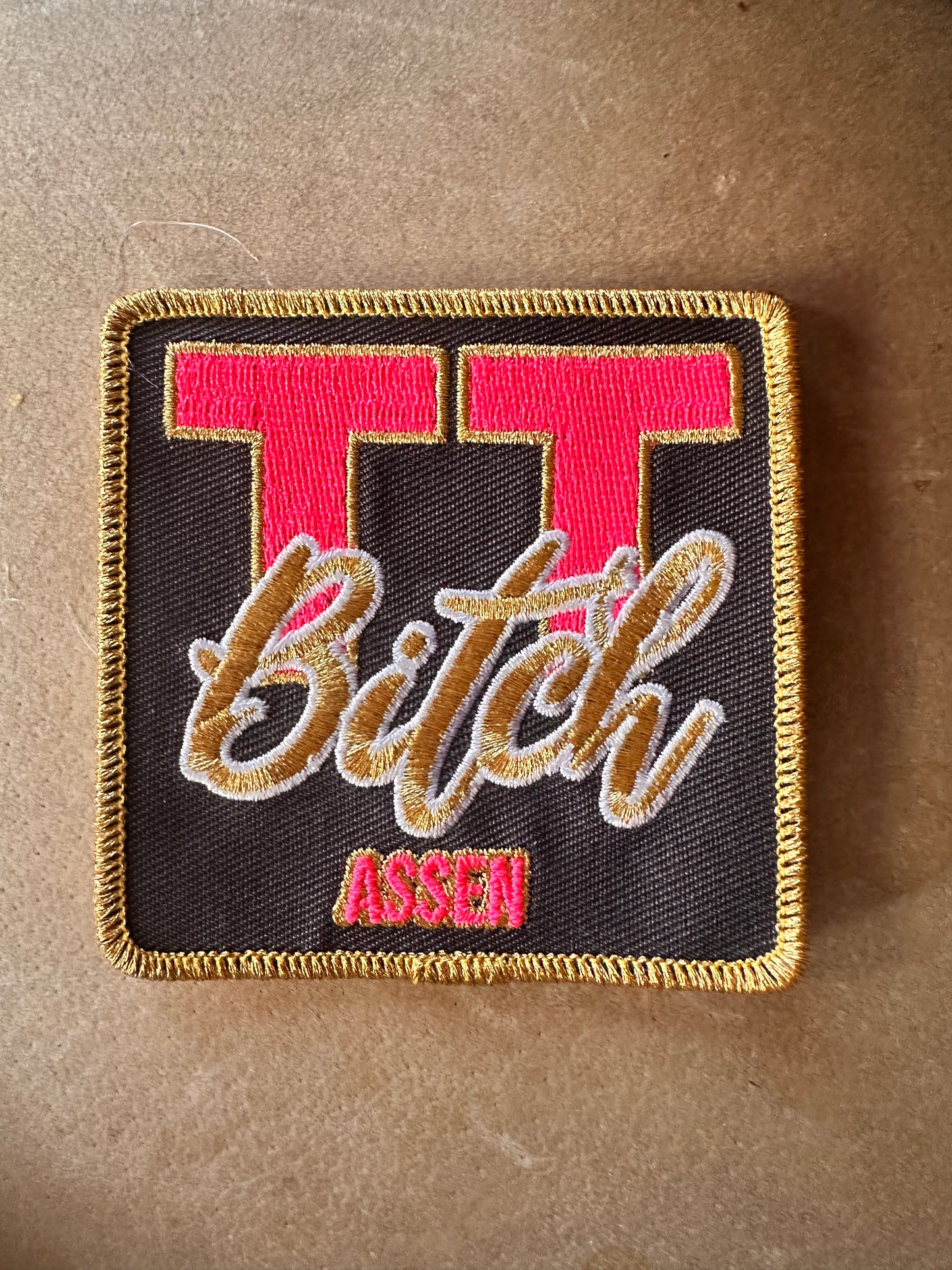 TT Bitch Assen Patch – 8 x 8 cm