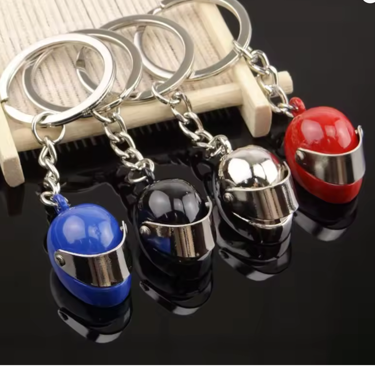 🏁 Mini Motorhelm Sleutelhanger – Met Gravure